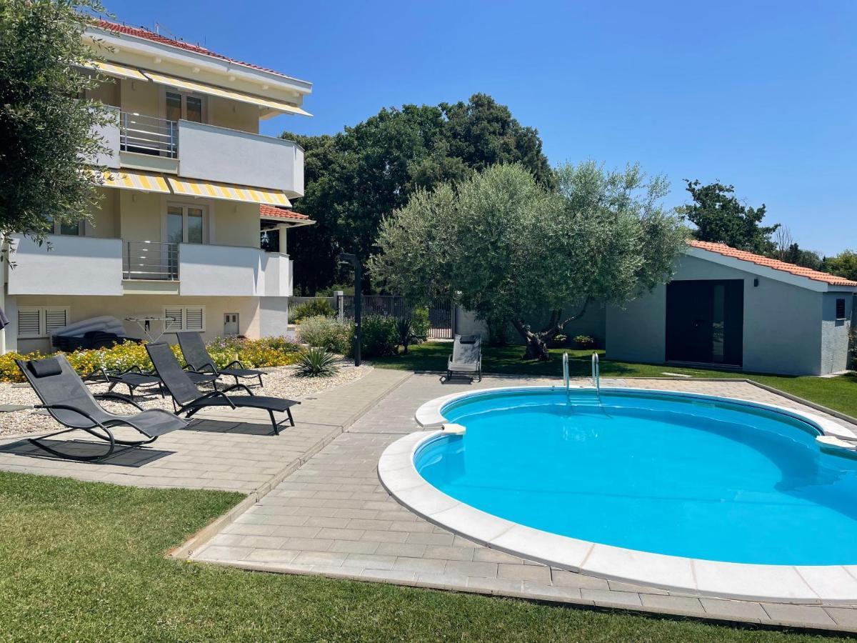 Apartments Sunny Estate Zaton  Esterno foto