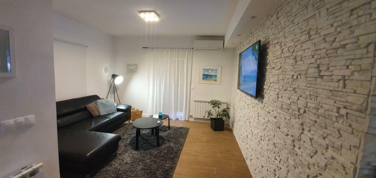 Apartments Sunny Estate Zaton  Esterno foto